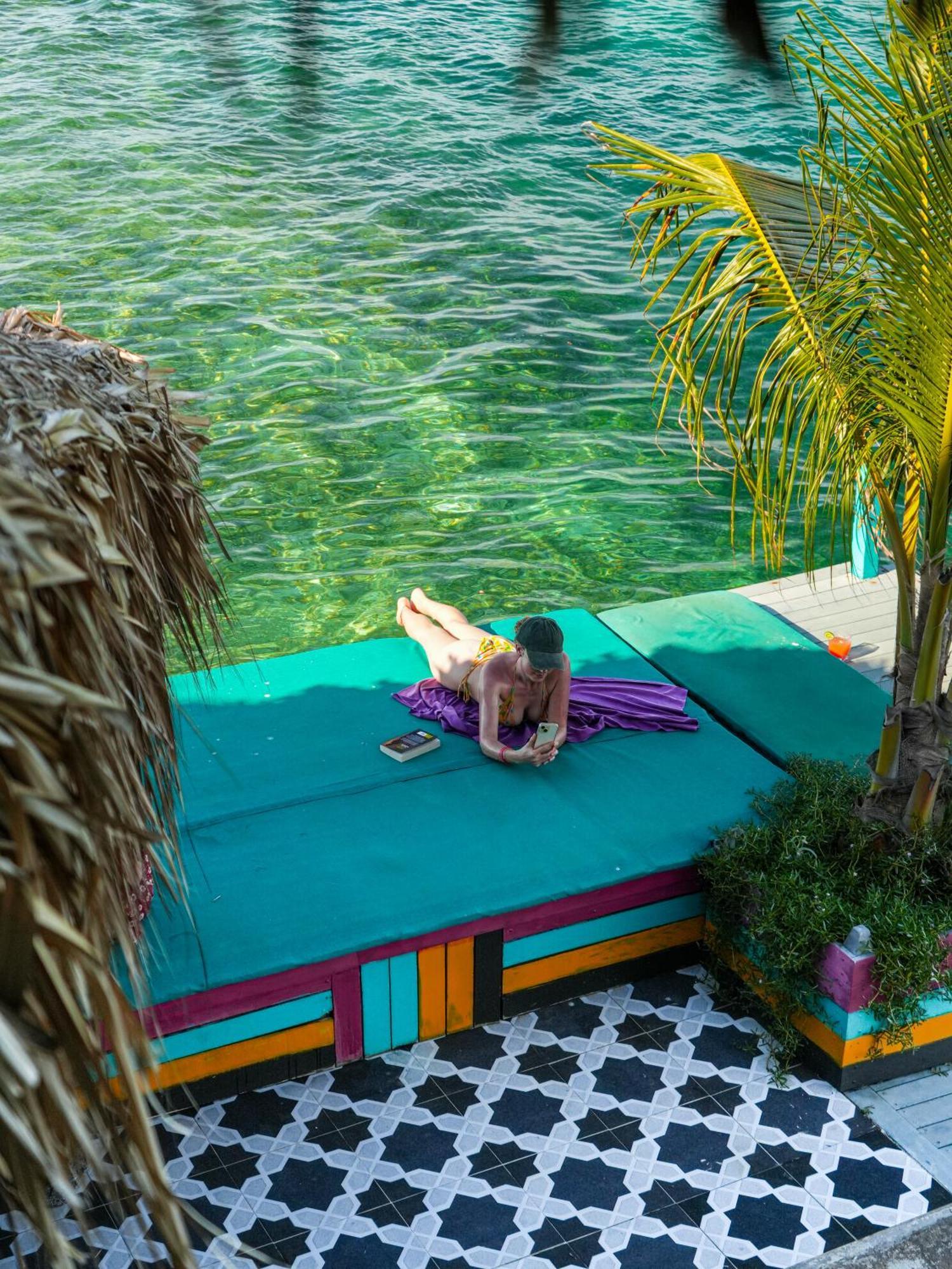 Hotel Casa En El Agua Tintipan Island Exterior foto